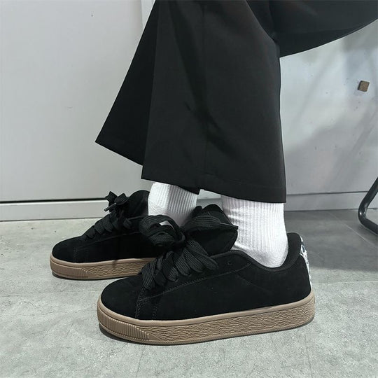 Damen Sportliche Sneaker aus hochwertigem Wildleder mit dämpfender Sohle R&B