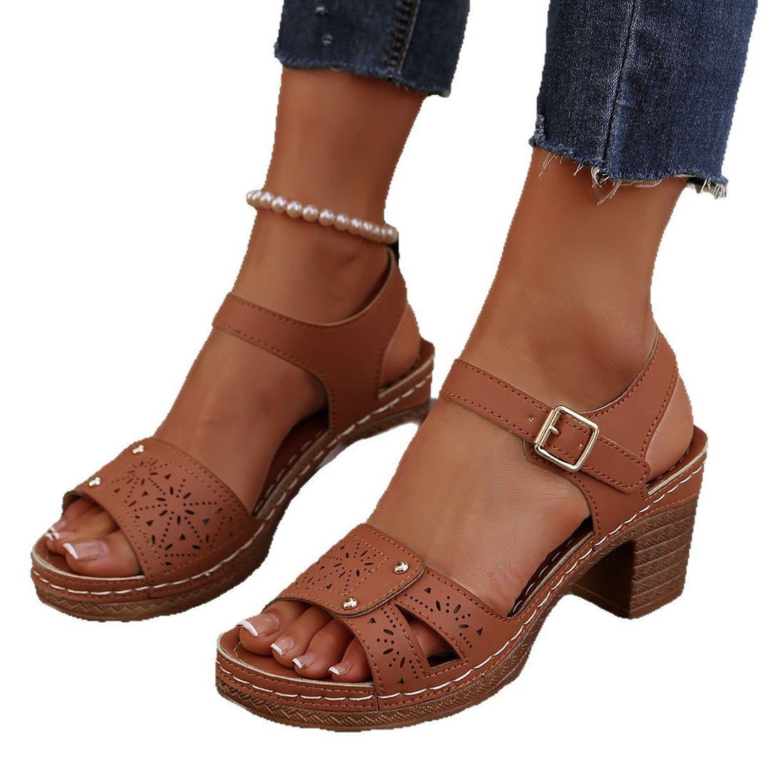 Damen elegante Sandalen mit verzierten Riemchen und Blockabsatz R&B