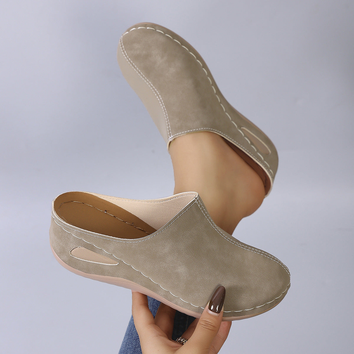 Damen Bequeme Clogs aus hochwertigem Leder mit ergonomischem Fußbett R&B