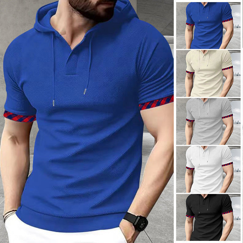 Herren nan schmal geschnittenes Kurzarm-Kapuzenshirt im Polostil mit Henley-Ausschnitt und karierter Ärmelmanschette R&B