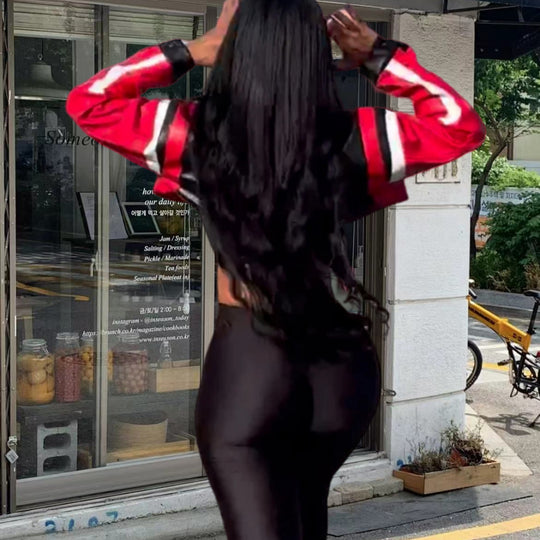 Damen cropped Kunstlederjacke im auffälligen Design R&B