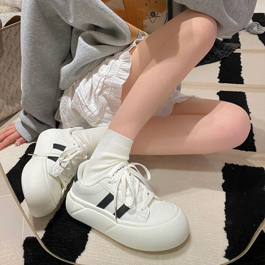 Damen Sportliche Sneakers mit gepolstertem Innenfutter und rutschfester Laufsohle R&B