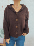 Damen kuschelige Strickjacke mit Kapuze und Knopfdetails R&B