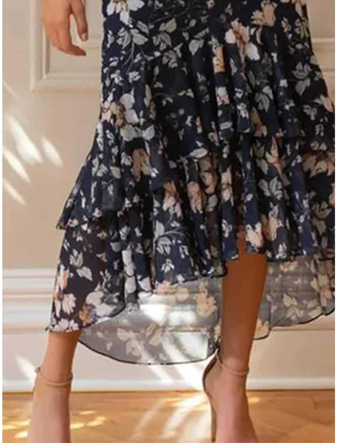 Damen Maxikleid mit voluminösen Ärmeln und floralem Design R&B