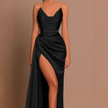 Damen Elegantes Langarm-Maxikleid mit drapierten Details und hohem Schlitz R&B