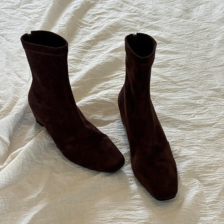 Damen elegante Ankle Boots mit spitz zulaufender Zehenpartie und komfortablem Blockabsatz