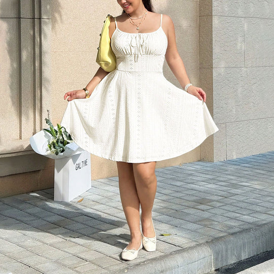 Damen Sommerliches Blütenmuster-Kleid mit Taillenband und Spitzenelementen R&B