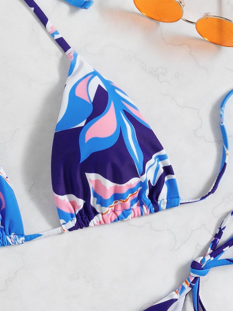 Damen Triangel-Bikini mit traumhaftem Blumendesign und raffinierten Schnürdetails R&B
