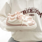 Damen Sneakers mit rutschfester Sohle und komfortabler Polsterung