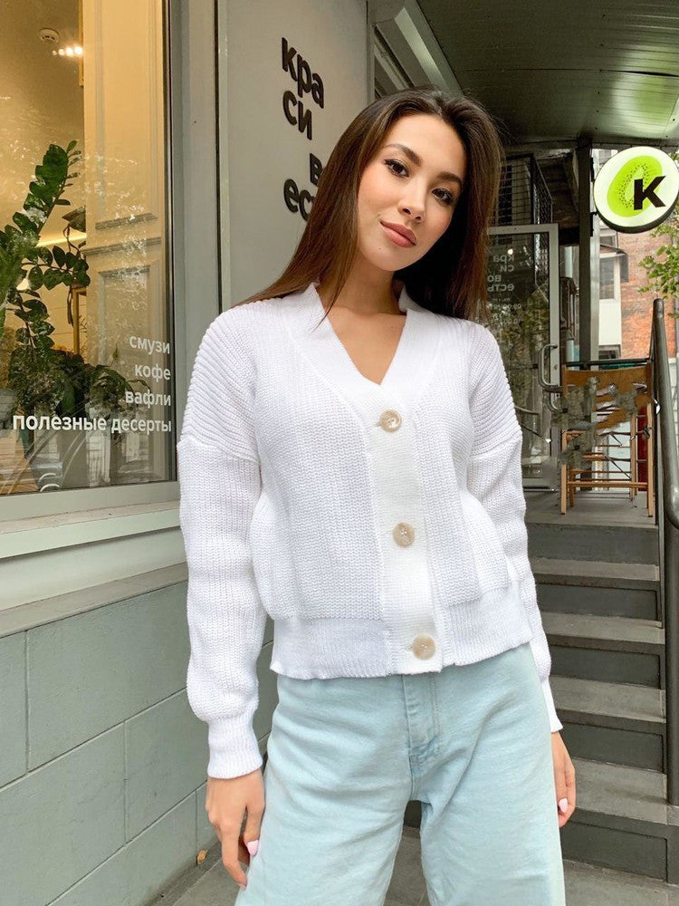 Damen Großer Strickcardigan mit Knopfdetail und V-Ausschnitt R&B