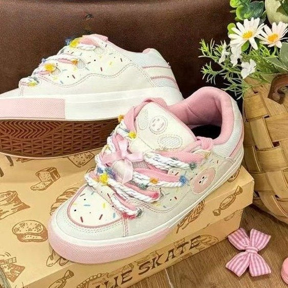 Damen Sneakers mit verspielten bunten Applikationen und komfortabler Dämpfung R&B