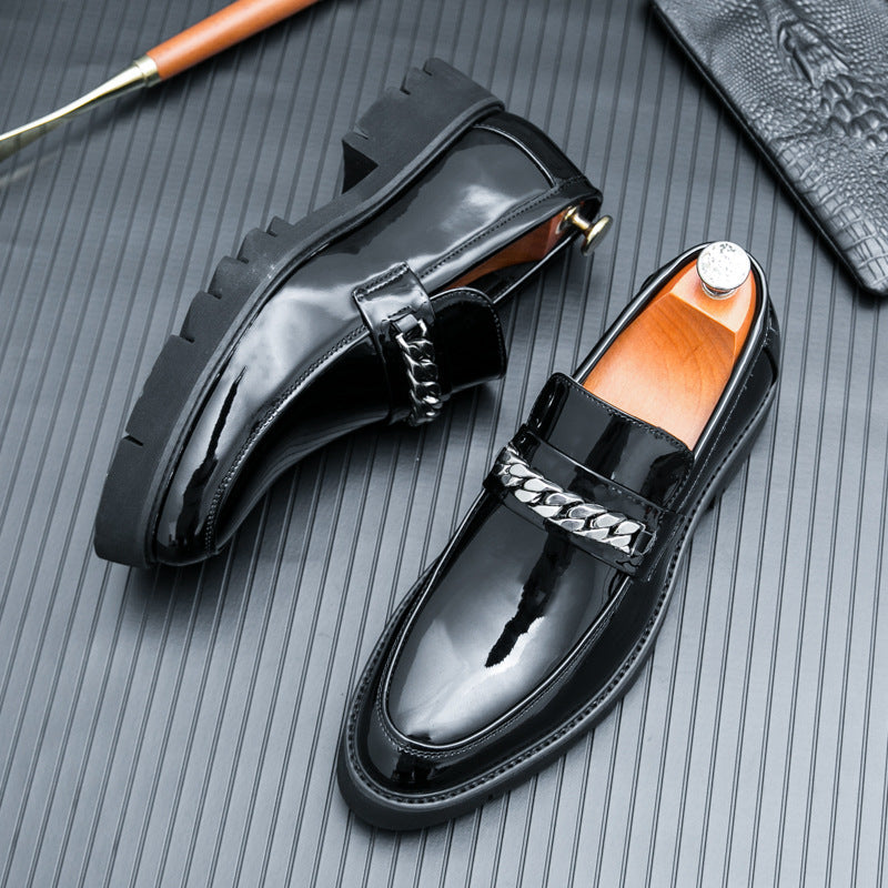 Damen Elegante und stilvolle Mokassins mit Ketten-Detail R&B