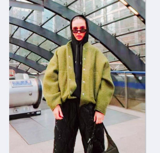 Damen Oversized Wolljacke mit knopflosem Design und weichem Innenfutter R&B