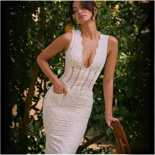 Damen Figurbetontes Spitzenkleid mit tiefem V-Ausschnitt und schimmernden Details R&B