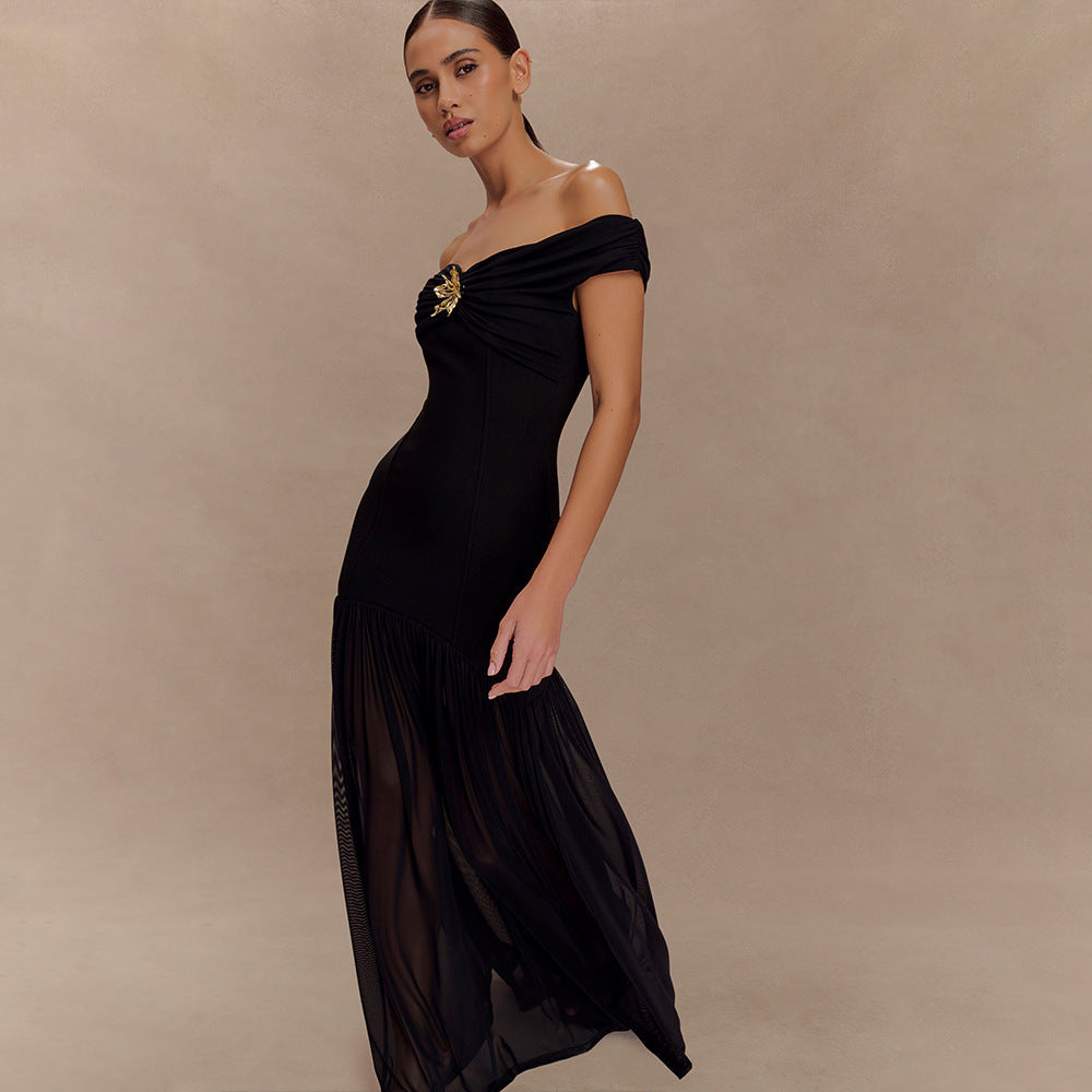 Damen Elegantes Maxikleid mit schulterfreiem Design und verführerischem Drapierungselement R&B