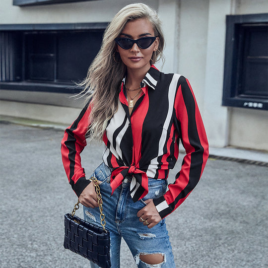 Damen Bluse im modernen Wellenmuster mit knöpfbarer Front und langen Ärmeln R&B