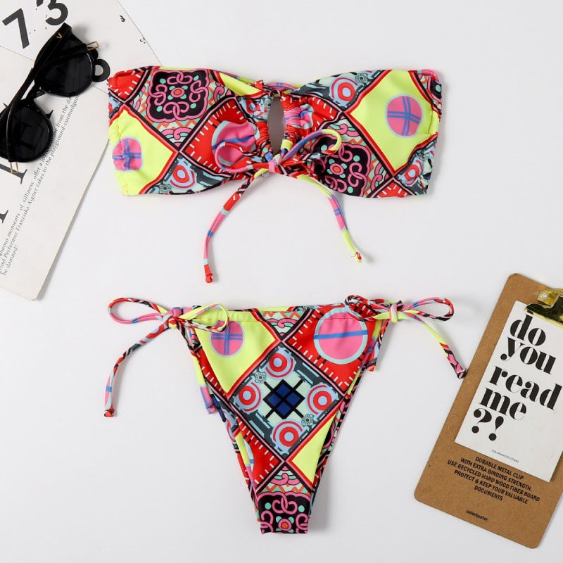 Damen Bandeau-Bikini mit aufregendem Mustermix und verstellbaren Trägern R&B