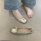 Damen elegante Ballerinas mit glänzendem Obermaterial und zierlicher Schleifenverzierung R&B
