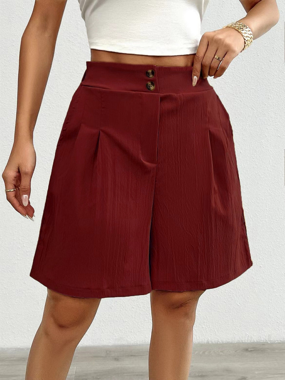 Damen Modische Shorts mit eleganter Knopfleiste R&B