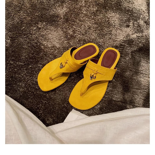 Damen elegante Zehentrenner-Sandalen mit modischem Riemendesign und bequemer Fußbettstruktur R&B
