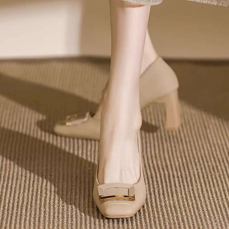 Damen Elegante und komfortable Pumps mit modischer Schnallenverzierung R&B
