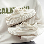 Damen Sneaker mit luftiger Mesh-Oberfläche und stoßdämpfender Sohle