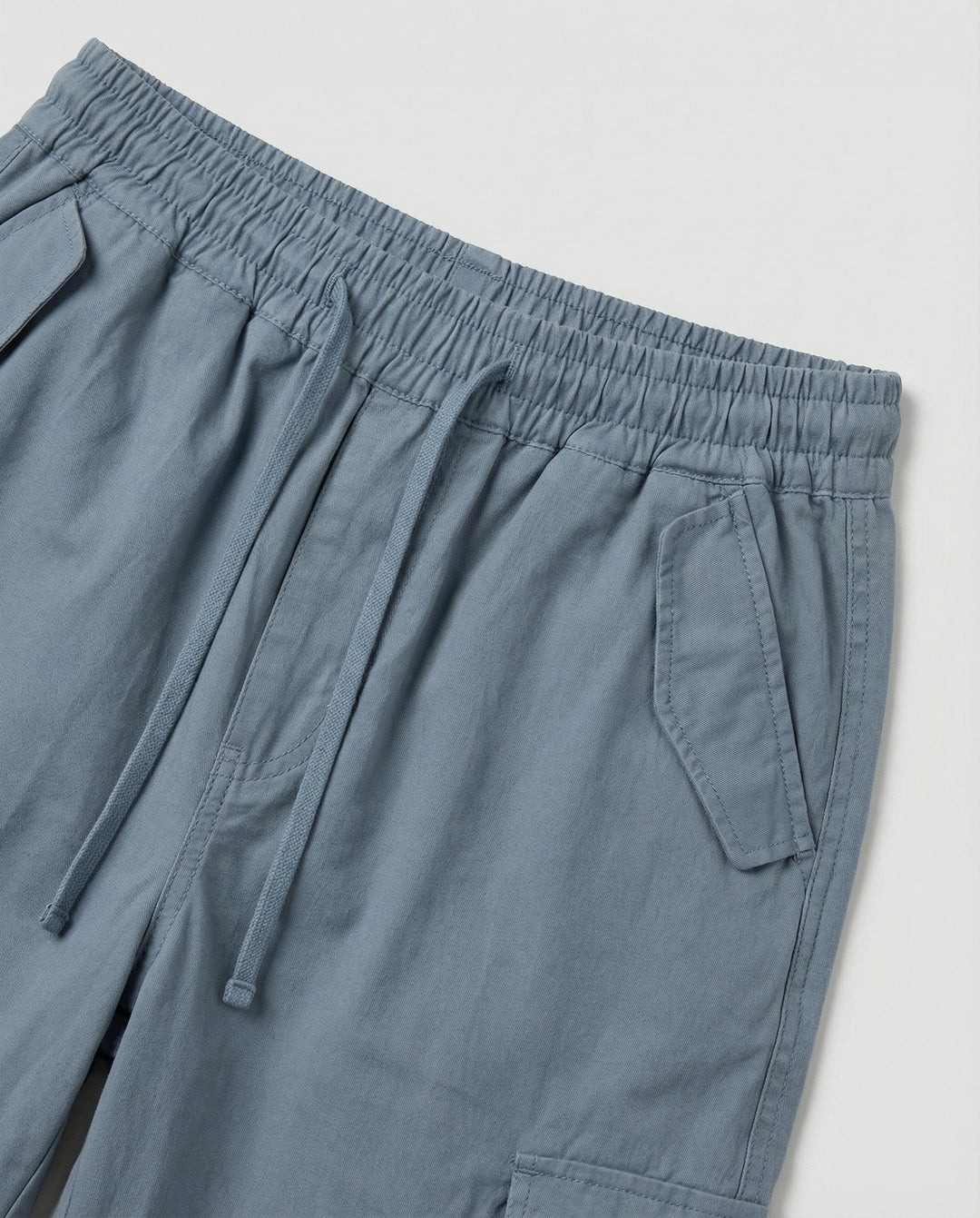 Damen weite Cargo-Hose im Retro-Utility-Stil mit hochgeschnittenem Bund Tunnelzug Mehrfachklappentaschen und verstellbaren Seitenschlaufen R&B