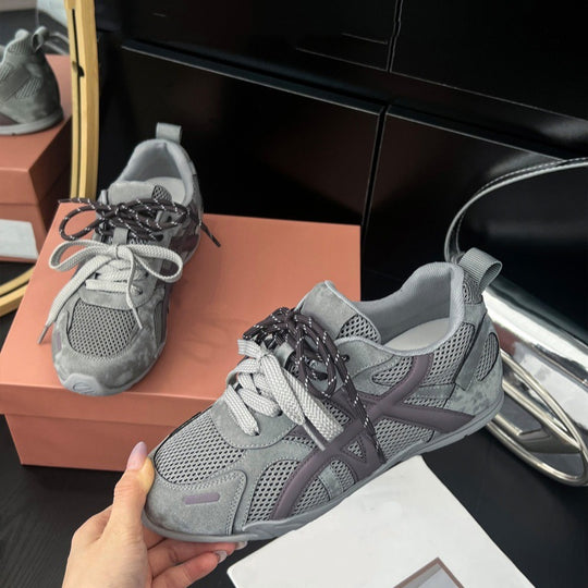 Damen Sportliche Sneaker mit atmungsaktiven Mesh-Einsätzen und stabiler Sohle R&B