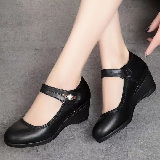Damen elegante Mary Jane Wedges mit verstellbarem Riemen und dekorativem Detail R&B