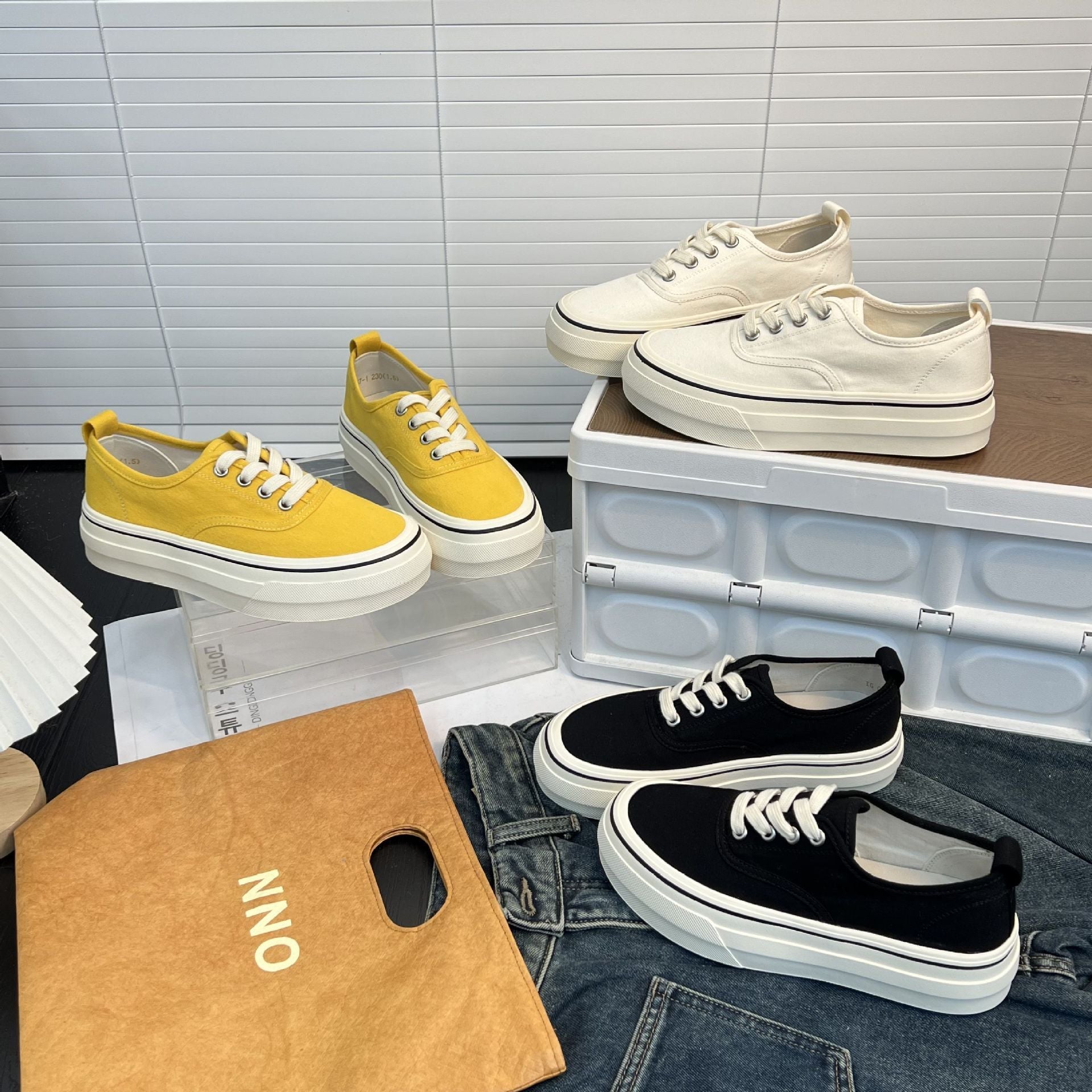 Damen Sneaker mit dicker Sohle und hochwertigem Canvas-Obermaterial R&B