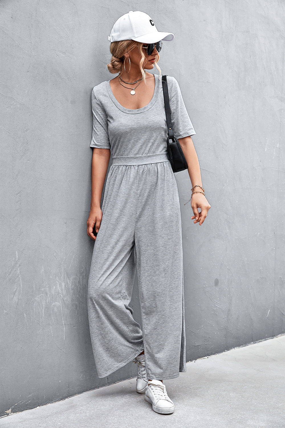 Damen Jumpsuit mit weitem Bein und elegantem Rundhalsausschnitt R&B