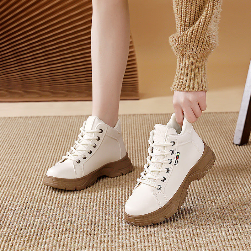 Damen High-Top Sneakers mit robustem Profil und optimaler Dämpfung R&B