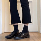 Damen Mokassins mit modischer Schnallenverzierung und eleganter Form