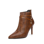 Damen Elegante Ankle Boots mit strukturiertem Obermaterial und modischen Akzenten R&B