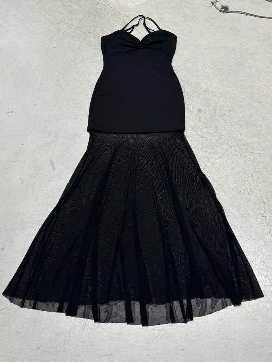 Damen Elegantes Maxikleid mit tiefem Ausschnitt und fließendem Tüllrock R&B