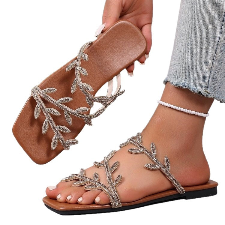 Damen Elegante Riemensandalen mit funkelnden Blumendekoren R&B
