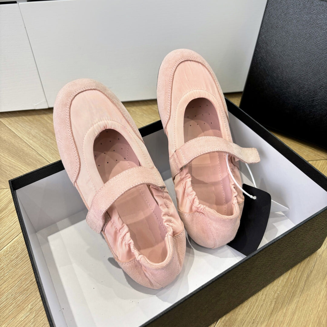 Damen Ballerinas mit verstellbarem Riemen R&B
