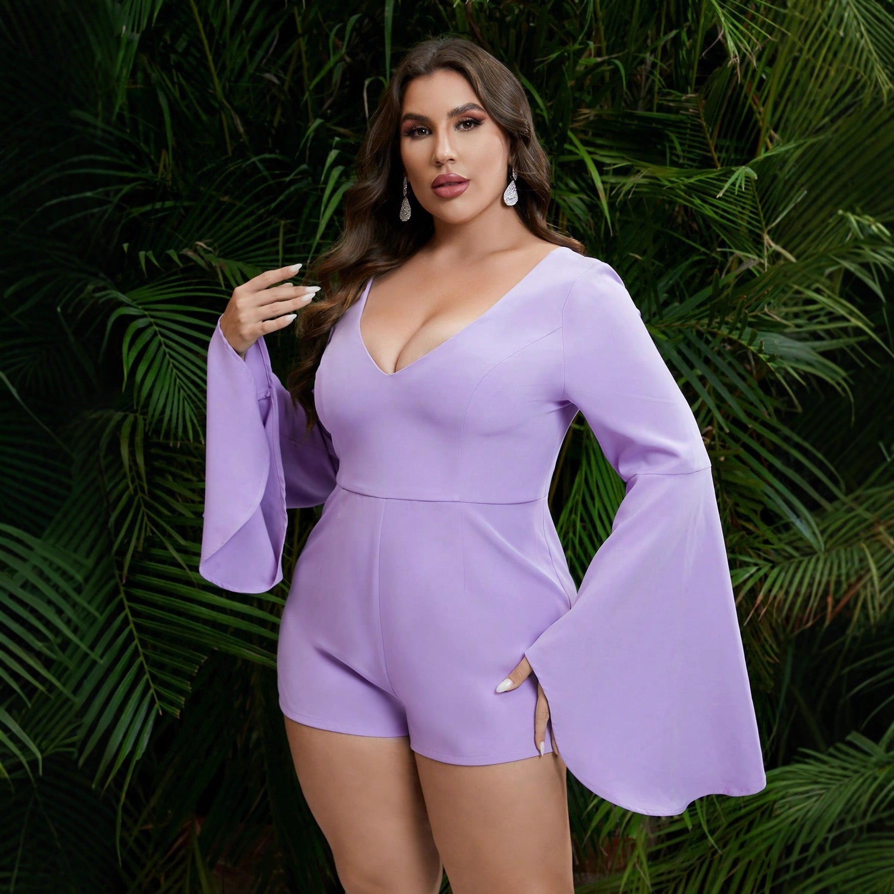 Damen Eleganter Playsuit mit weitem Arm und tiefem V-Ausschnitt R&B