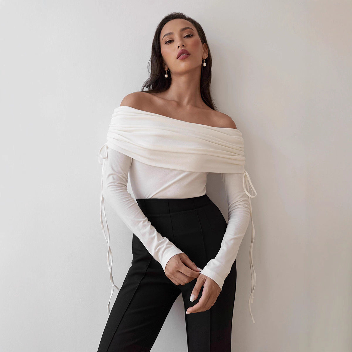 Damen Off-Shoulder Oberteil mit eleganter Raffung R&B