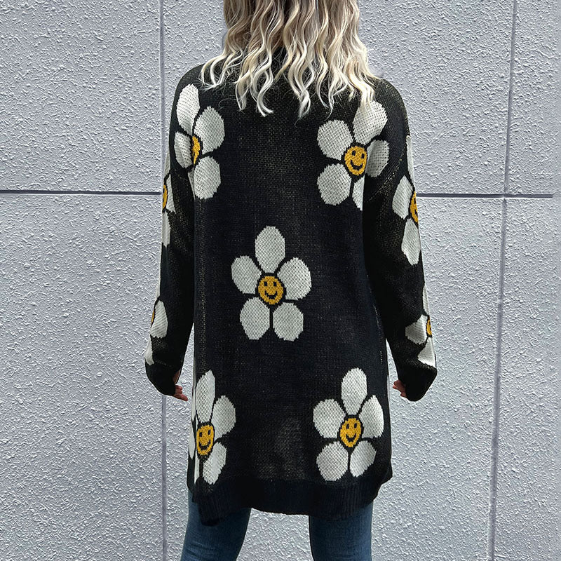 Damen Langärmlige Strickjacke mit Blumenmuster und Knopfdetails R&B