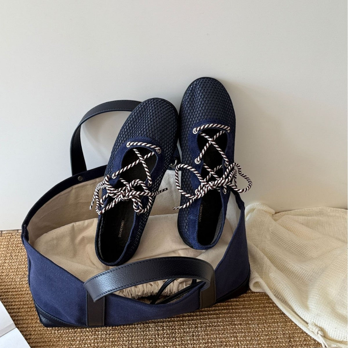 Damen Atmungsaktive Sport-Sneaker mit elastischen Schnürsenkeln und rutschfester Sohle R&B
