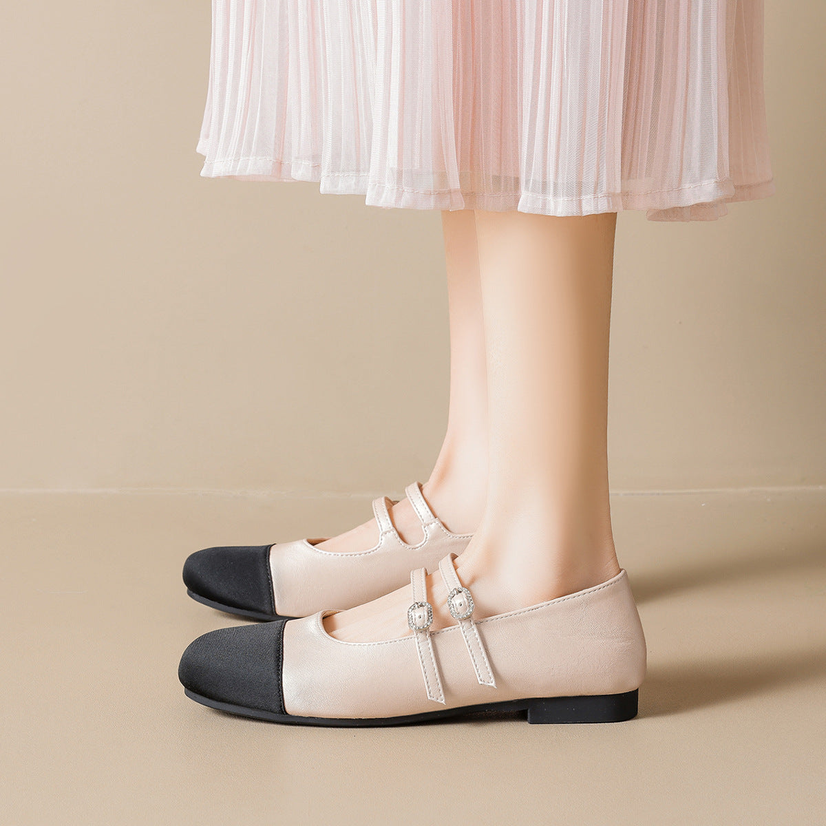 Damen Ballerina-Schuhe mit doppeltem Riemen und glänzender Schnallenverzierung