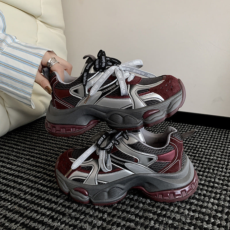 Damen Sportliche Sneakers mit innovativem Design und atmungsaktiver Obermaterialstruktur R&B