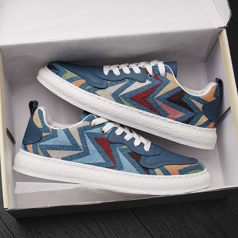 Damen Modische Sneakers mit farbenfrohem Chevron-Muster