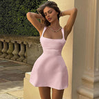 Damen Minikleid mit quadratischem Ausschnitt und eleganter Silhouette R&B