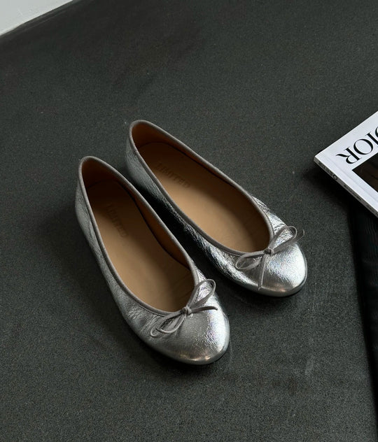 Damen Ballerina-Schuhe mit glänzender Oberfläche und verspieltem Schleifenakzent R&B
