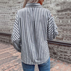 Damen Krawattenhemd mit gestreiftem Design