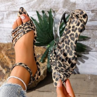 Damen flexible Riemchen-Sandalen mit animalischem Muster R&B