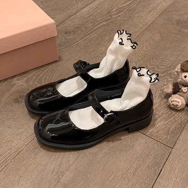 Damen Mary Jane Ballerinas mit verspieltem Riemen und glänzender Oberfläche R&B