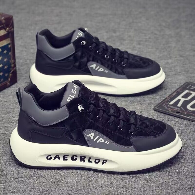 Damen Sportliche High-Top Sneakers mit dämpfendem Sohlenprofil und robustem Design